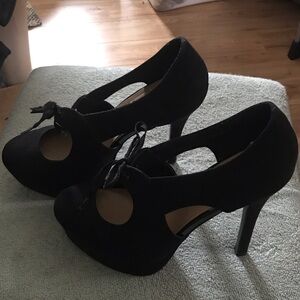 New Look Black Cutout Tie-Front Stiletto Heels